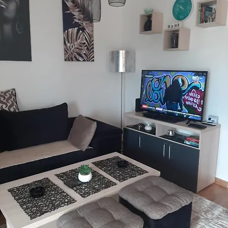 Tanja 3 شقة Dusanovac